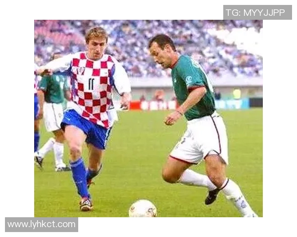 意大利三字足球明星的辉煌历程与传奇瞬间解析