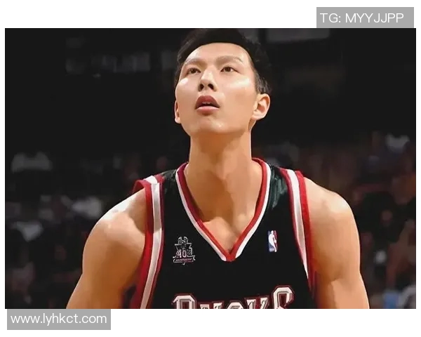 易建联：从篮球场上的传奇到生活中的榜样，见证中国体育的辉煌与挑战